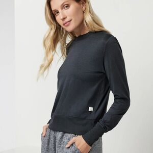 Vuori Women's Long Sleeve Tee - Black